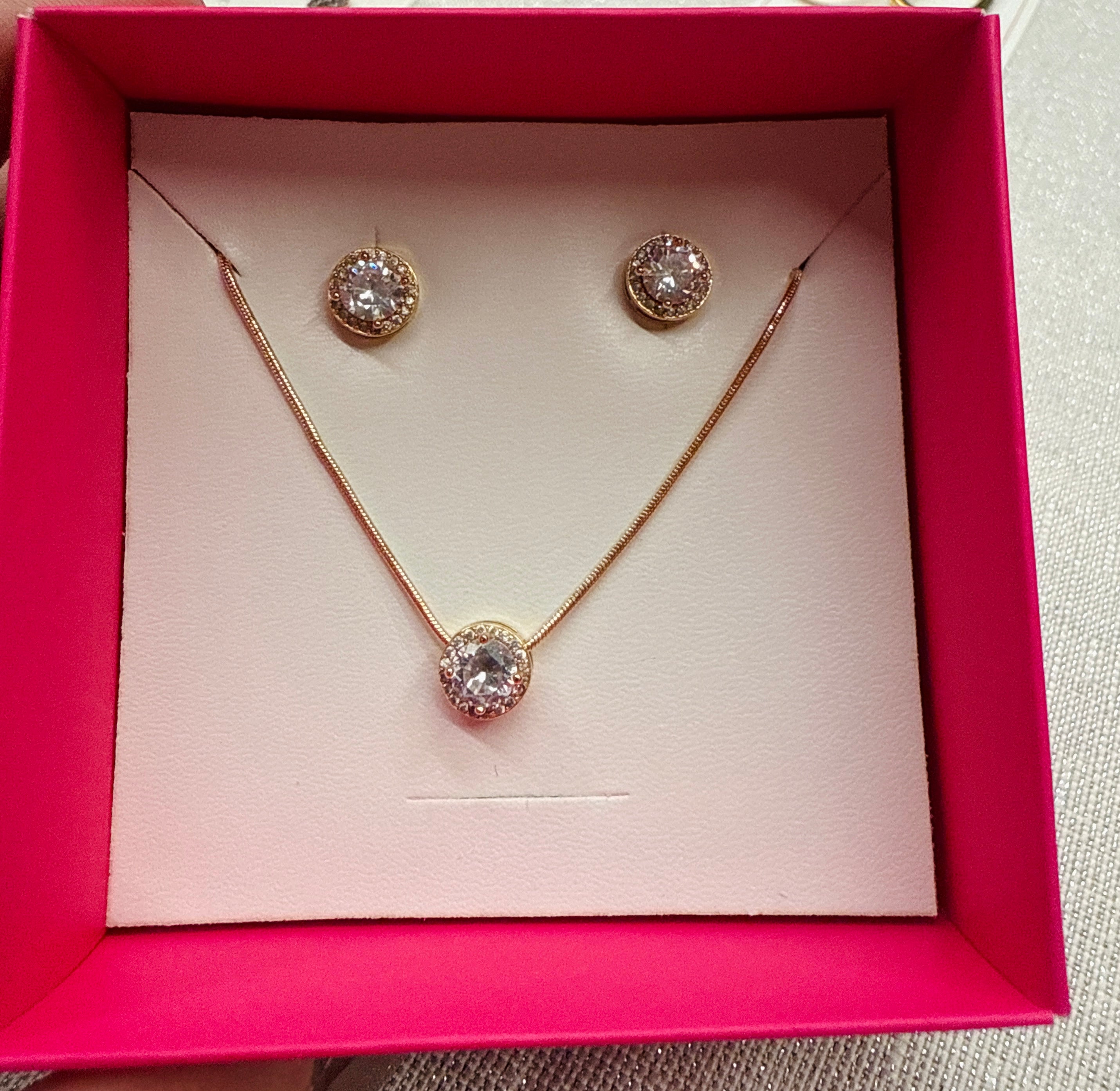 Ensemble Collier et Boucles d'oreilles Éclat – Plaqué Or 18K